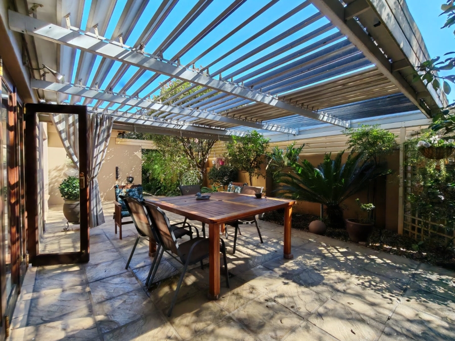 3 Bedroom Property for Sale in Three Rivers Proper Gauteng