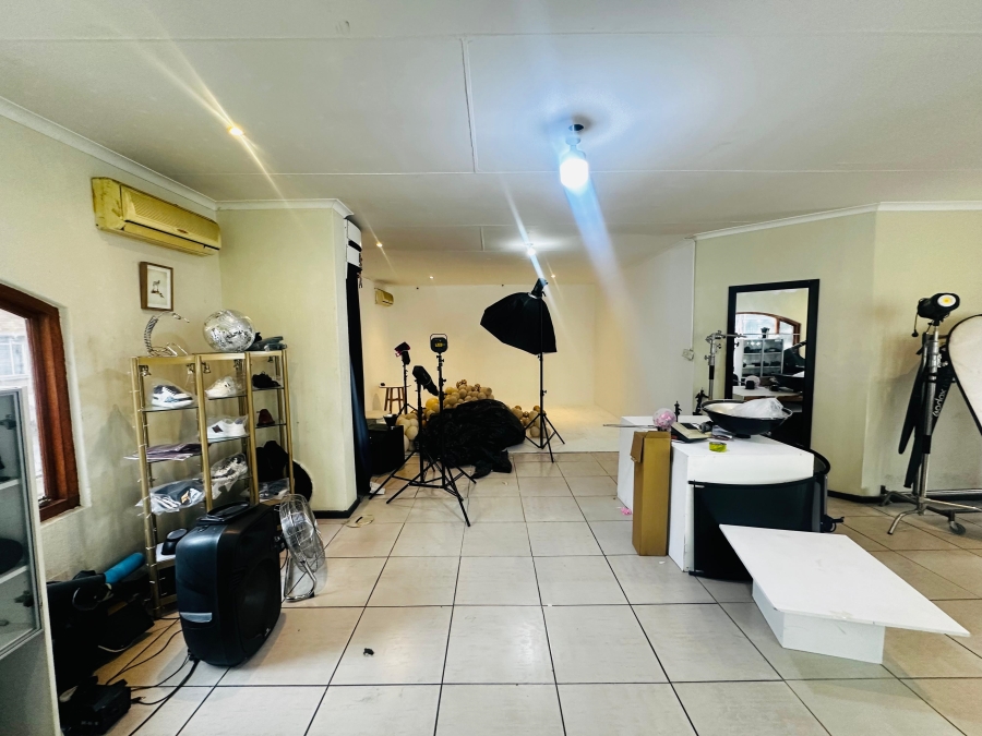 To Let commercial Property for Rent in Norwood Gauteng