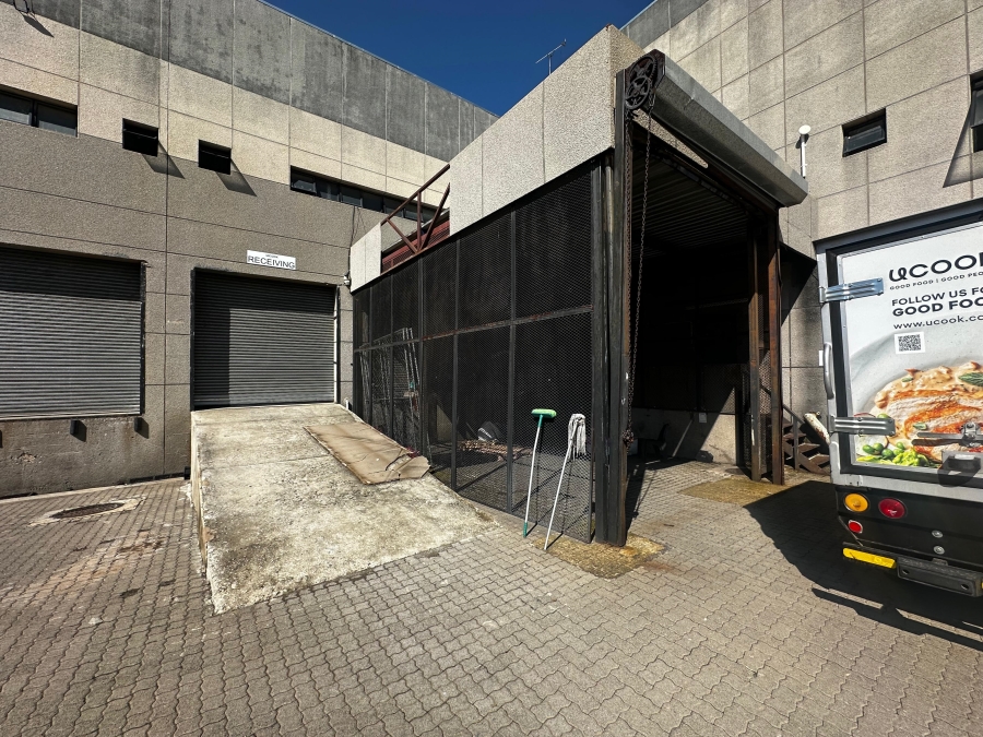 To Let commercial Property for Rent in Vorna Valley Gauteng
