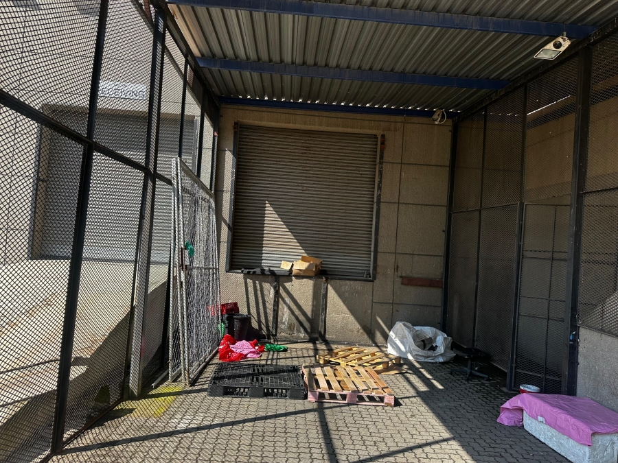 To Let commercial Property for Rent in Vorna Valley Gauteng