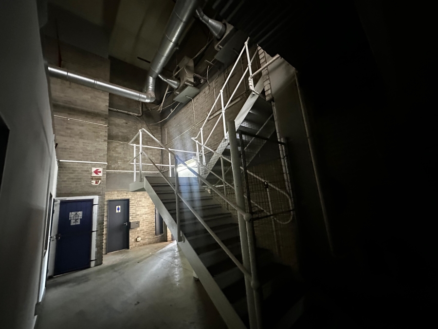 To Let commercial Property for Rent in Vorna Valley Gauteng