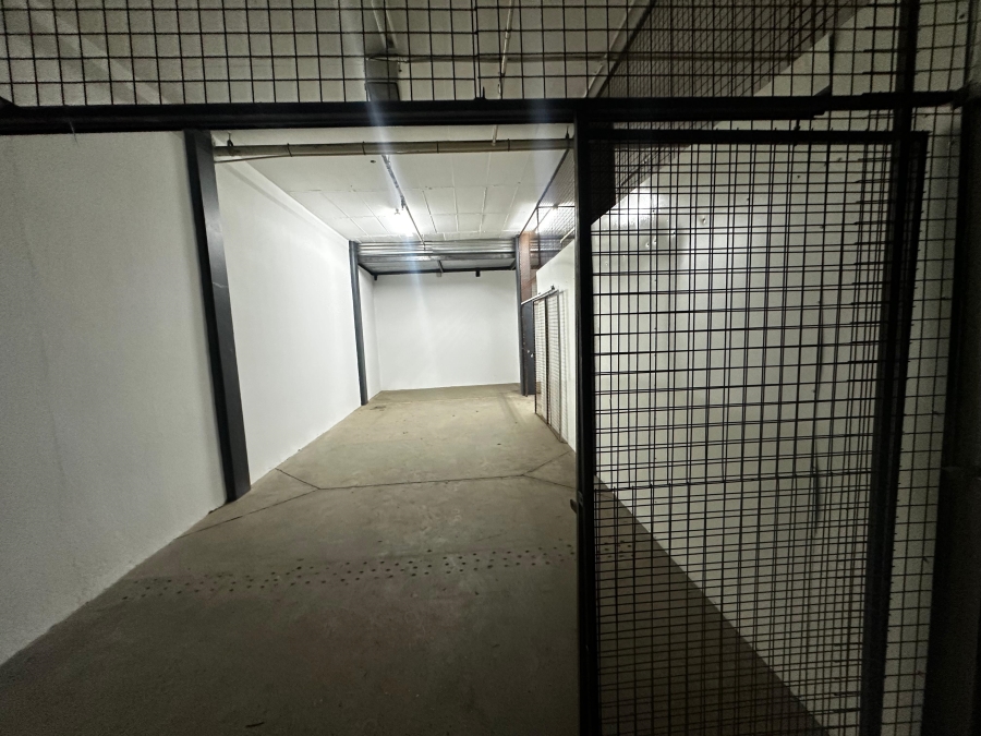 To Let commercial Property for Rent in Vorna Valley Gauteng