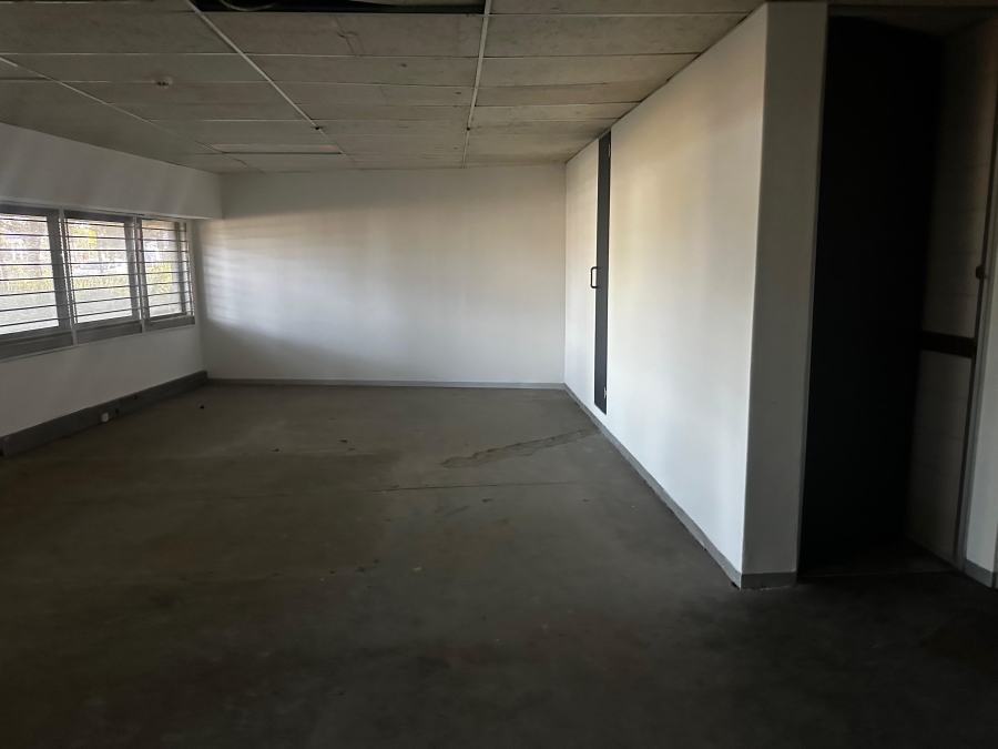 To Let commercial Property for Rent in Vorna Valley Gauteng