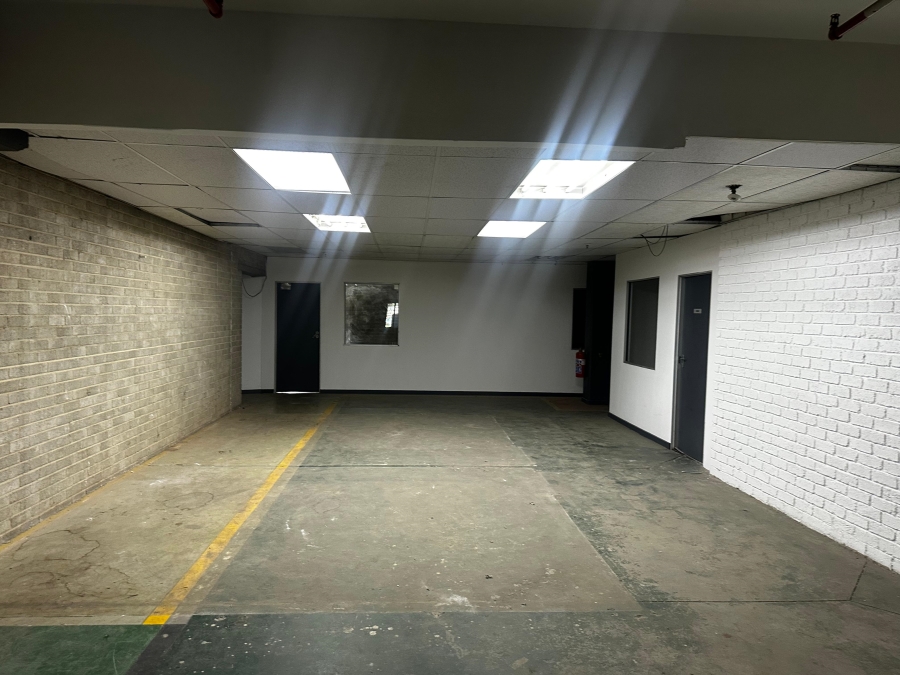 To Let commercial Property for Rent in Vorna Valley Gauteng