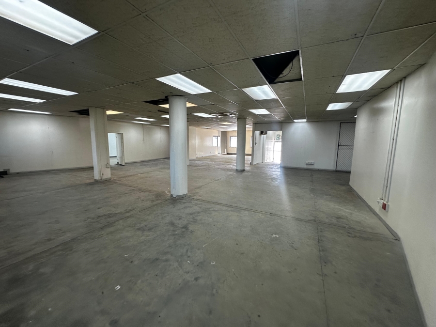 To Let commercial Property for Rent in Vorna Valley Gauteng