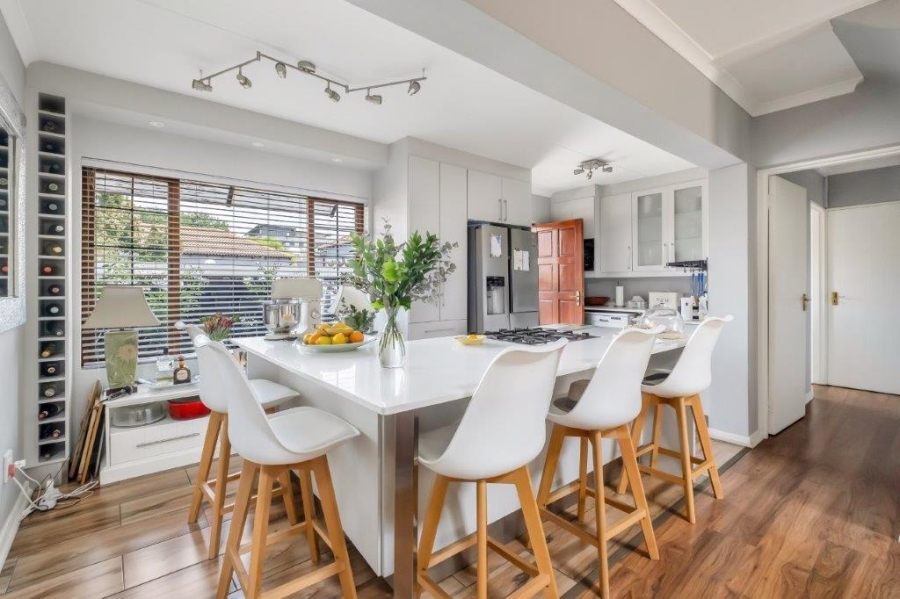 3 Bedroom Property for Sale in Bryanston Gauteng