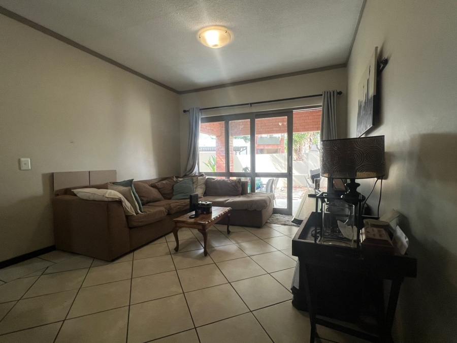 1 Bedroom Property for Sale in Bryanston Gauteng