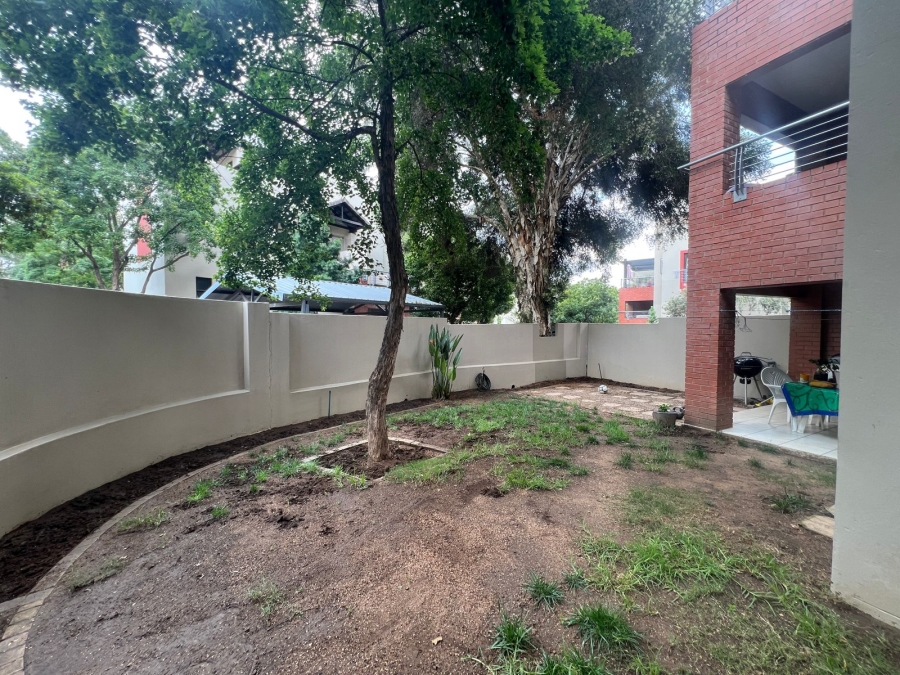 1 Bedroom Property for Sale in Bryanston Gauteng