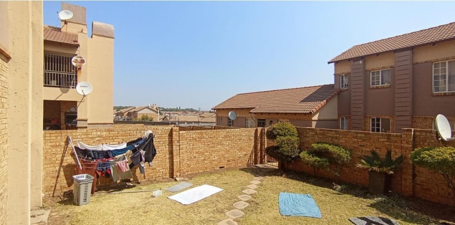 3 Bedroom Property for Sale in Noordwyk Gauteng