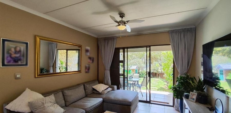 2 Bedroom Property for Sale in Greenstone Hill Gauteng