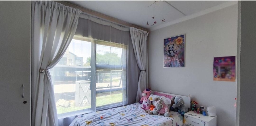 2 Bedroom Property for Sale in Greenstone Hill Gauteng