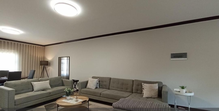 2 Bedroom Property for Sale in Carlswald Gauteng