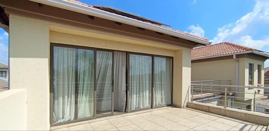 4 Bedroom Property for Sale in Blue Valley Golf Estate Gauteng