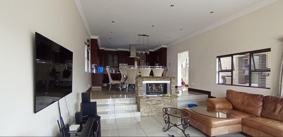 4 Bedroom Property for Sale in Blue Valley Golf Estate Gauteng