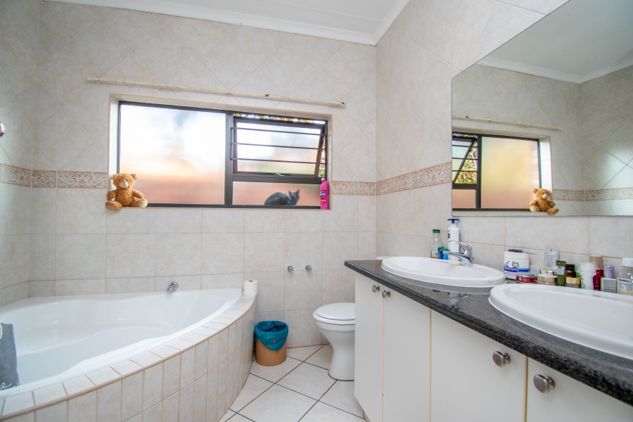 3 Bedroom Property for Sale in North Riding Gauteng