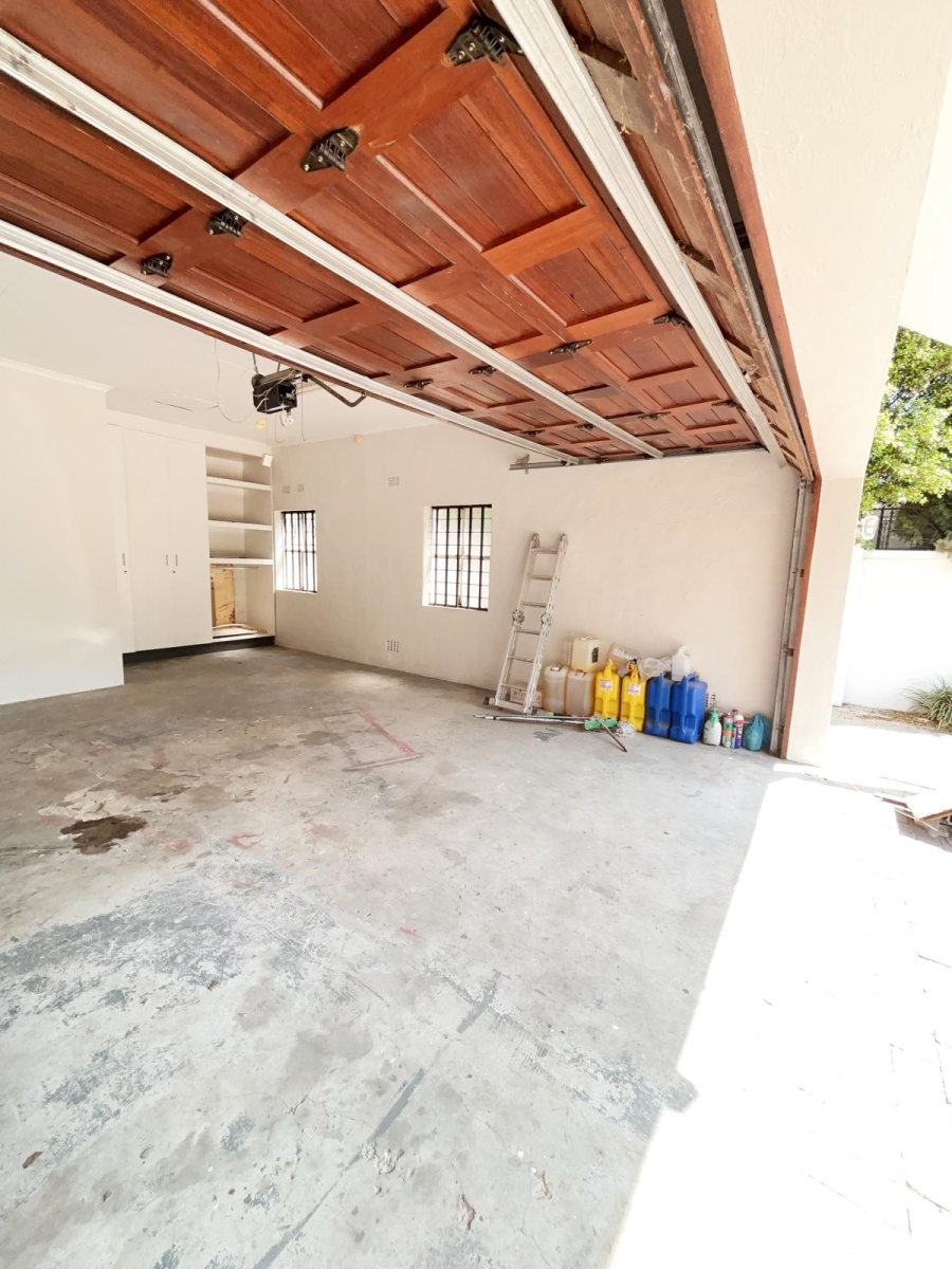 To Let 4 Bedroom Property for Rent in Woodmead Gauteng