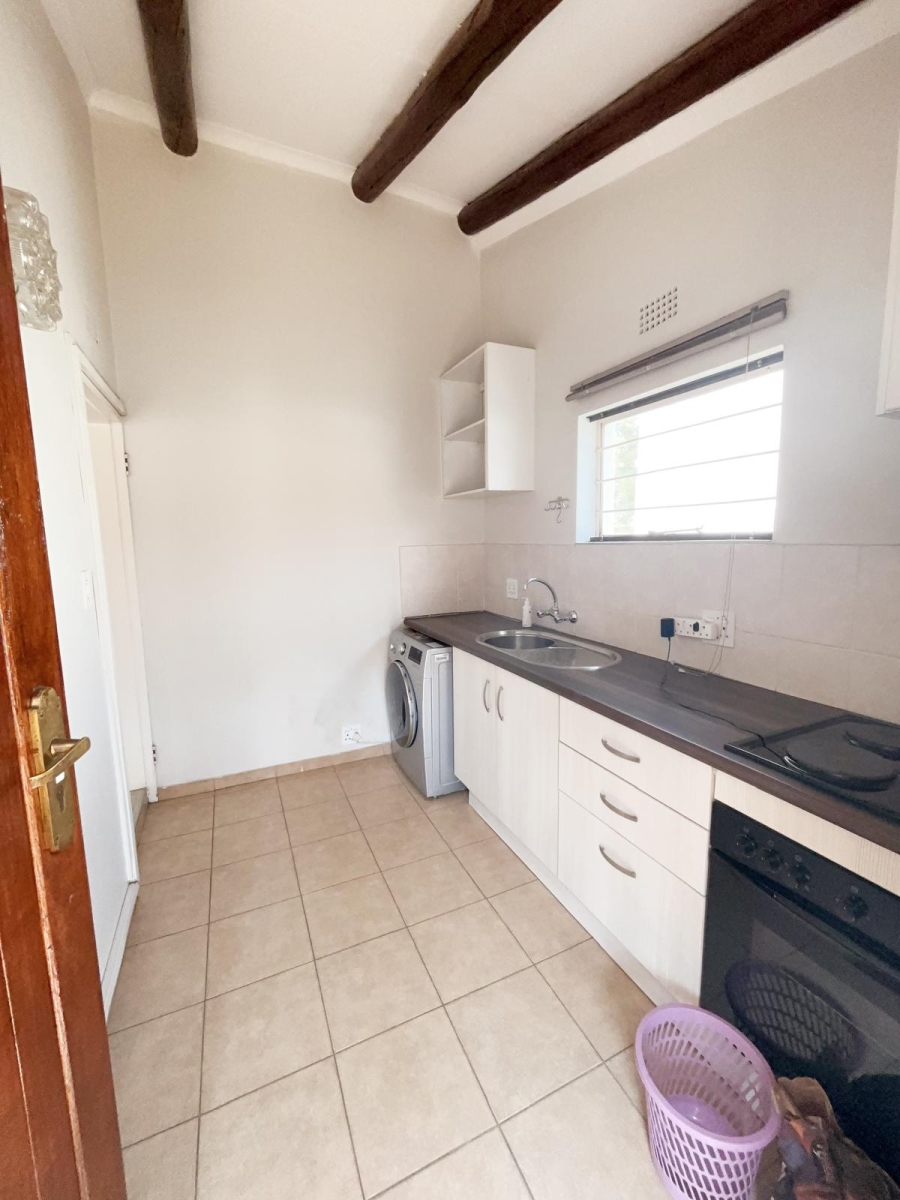 To Let 4 Bedroom Property for Rent in Woodmead Gauteng