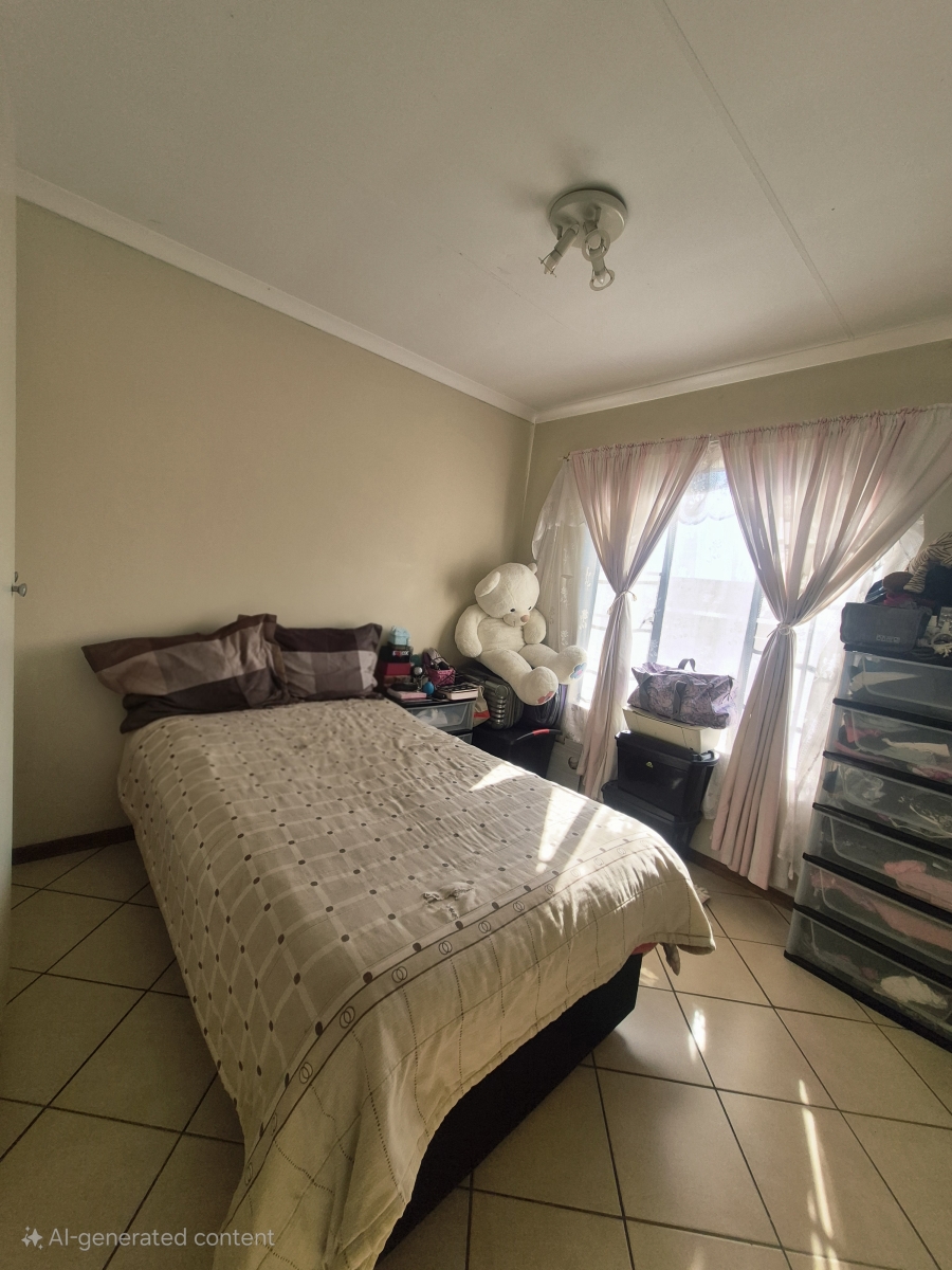 2 Bedroom Property for Sale in Noordwyk Gauteng
