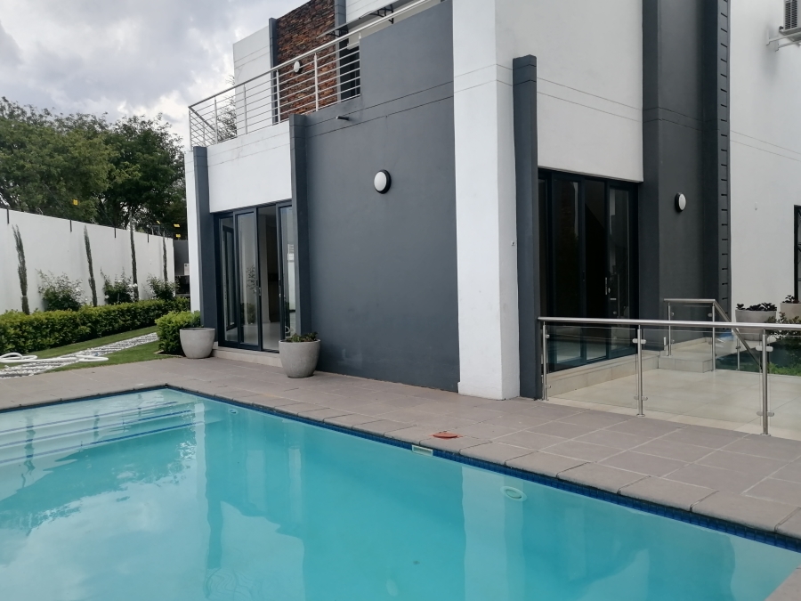 To Let 2 Bedroom Property for Rent in Carlswald Gauteng