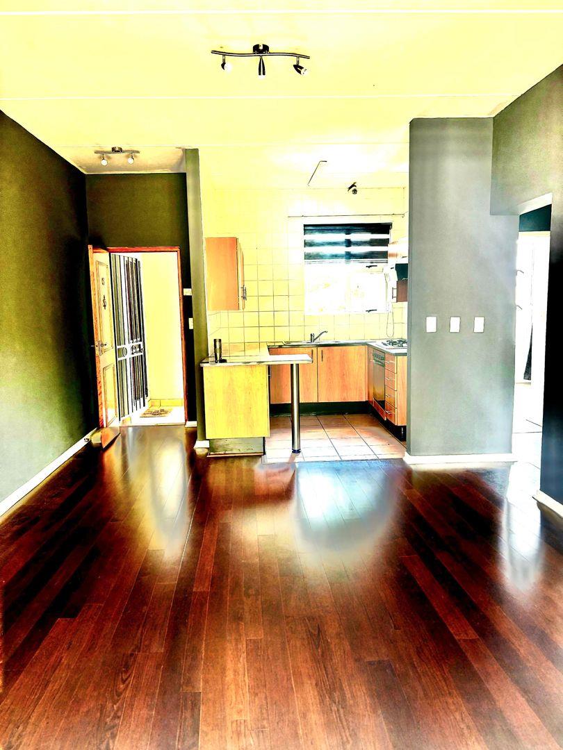 2 Bedroom Property for Sale in Bryanston Gauteng