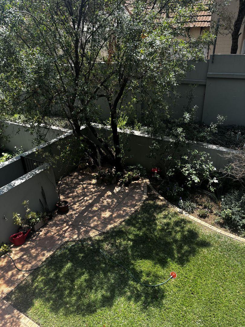 2 Bedroom Property for Sale in Bryanston Gauteng