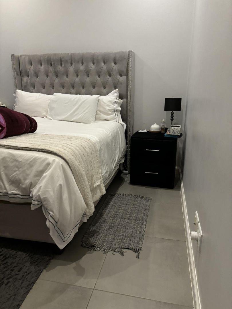 2 Bedroom Property for Sale in Morningside Gauteng