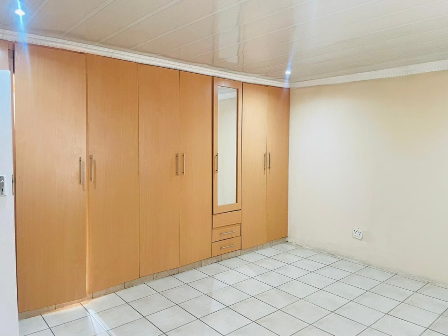 3 Bedroom Property for Sale in Mahube Valley Gauteng