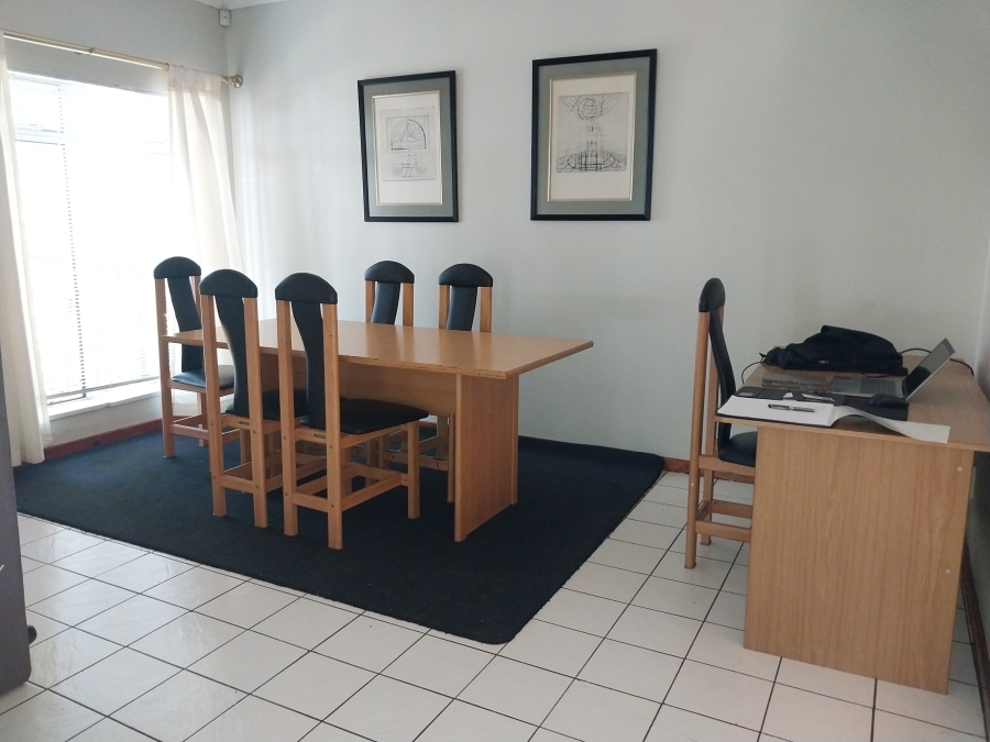 To Let 4 Bedroom Property for Rent in Eersterust Gauteng
