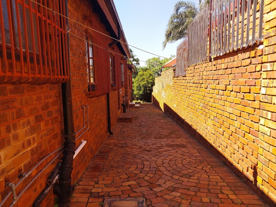 To Let 4 Bedroom Property for Rent in Eersterust Gauteng