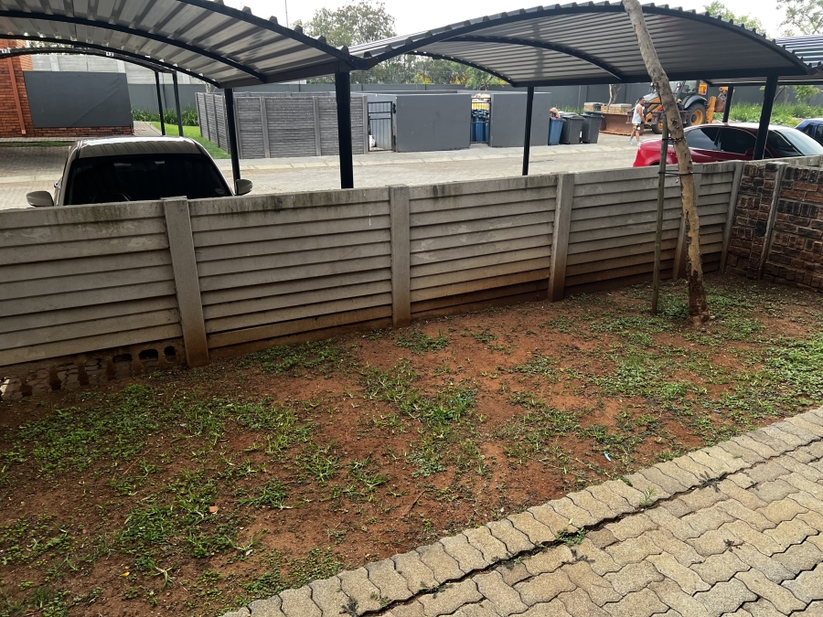 2 Bedroom Property for Sale in Pretoria North Gauteng