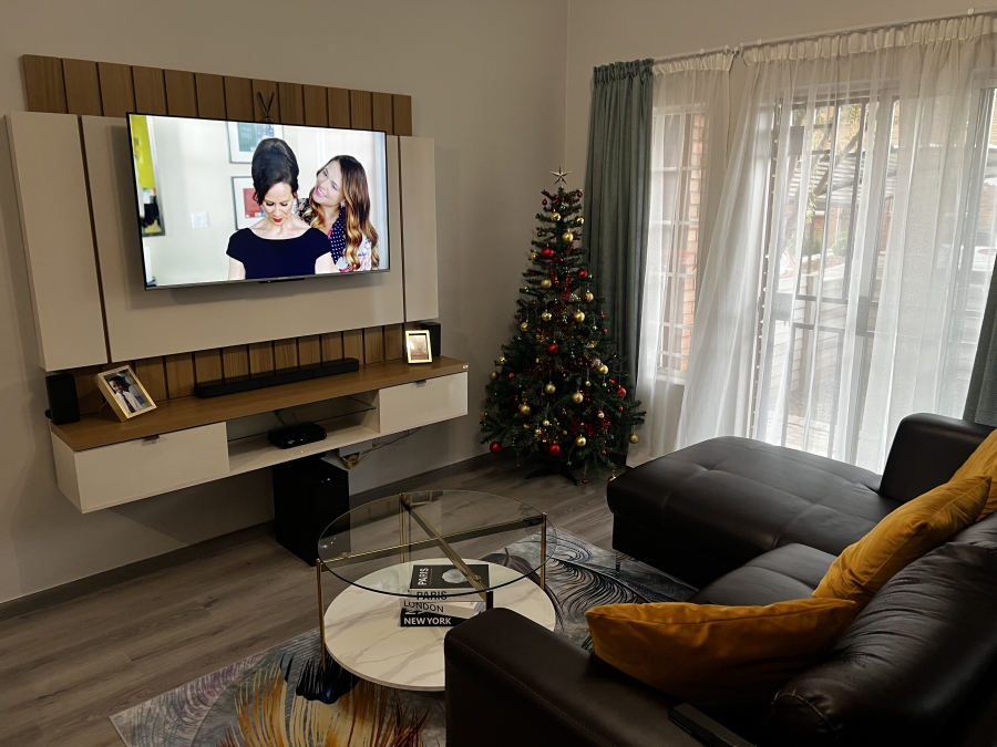 2 Bedroom Property for Sale in Pretoria North Gauteng