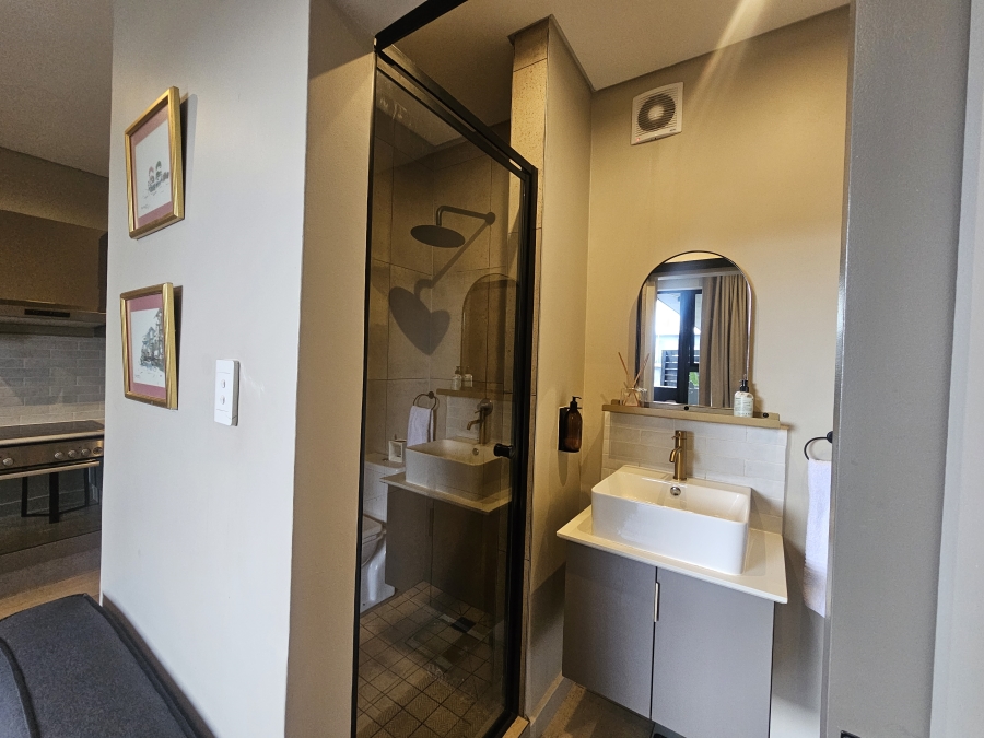 1 Bedroom Property for Sale in Sandown Gauteng