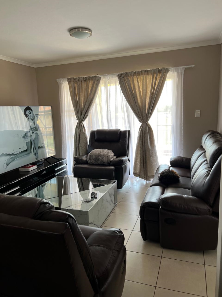 To Let 2 Bedroom Property for Rent in Montana Gauteng