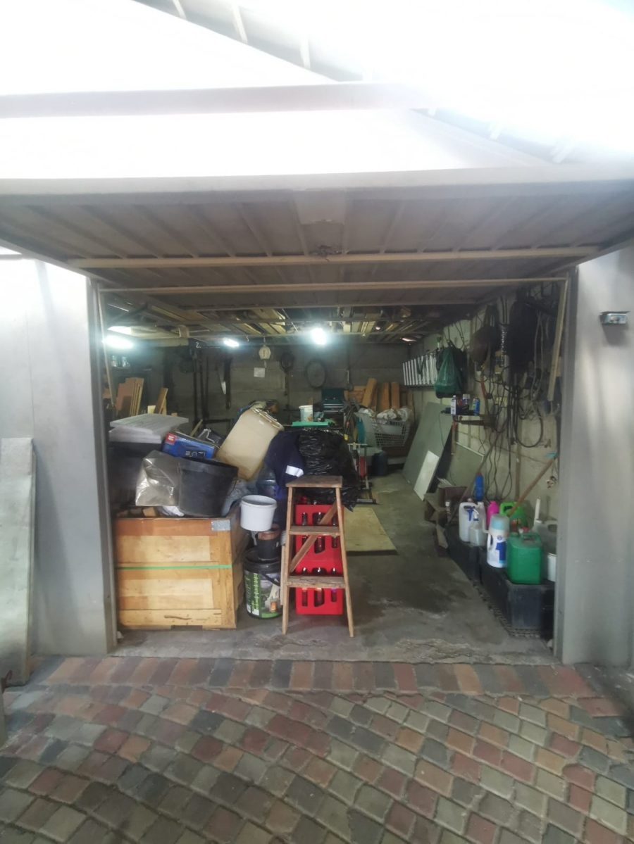 3 Bedroom Property for Sale in Brakpan Central Gauteng