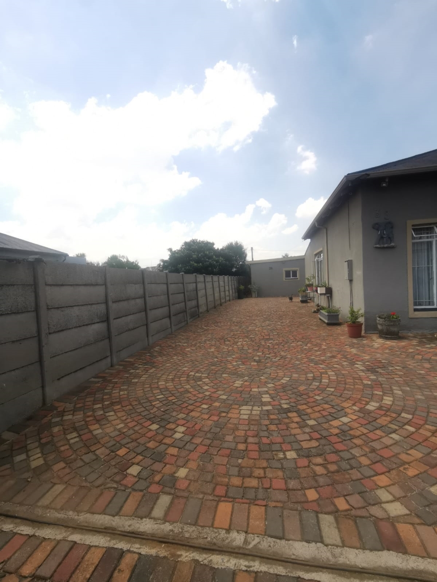 3 Bedroom Property for Sale in Brakpan Central Gauteng