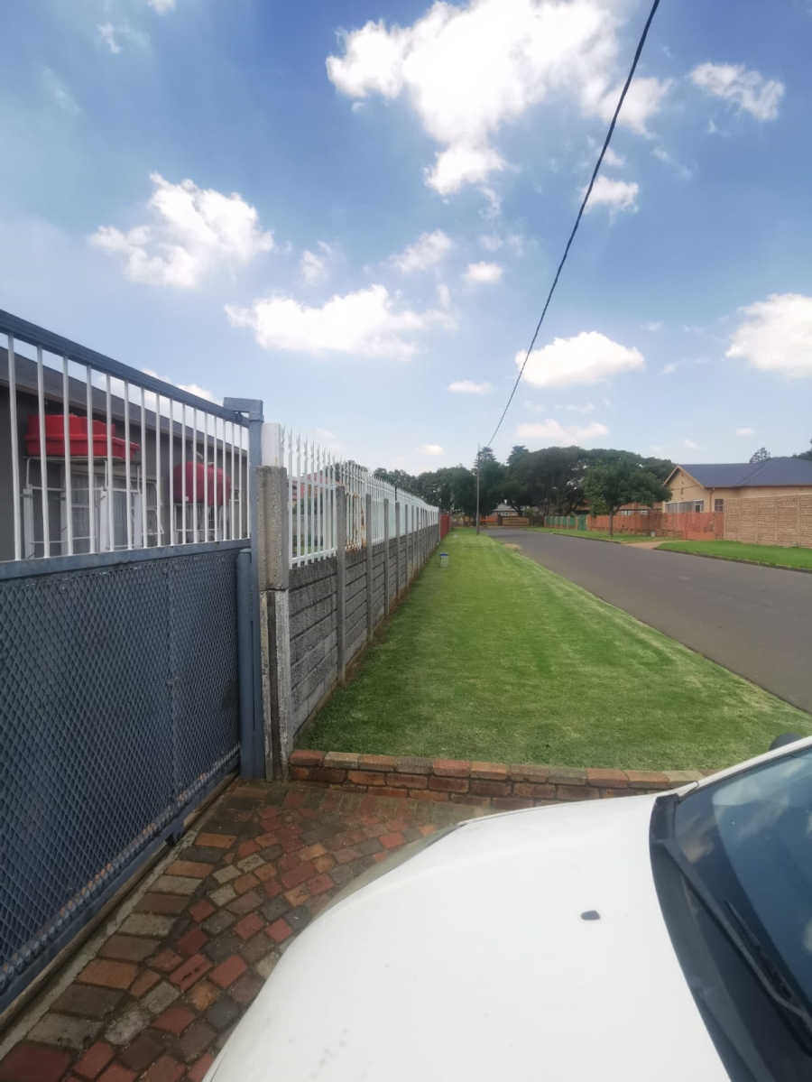 3 Bedroom Property for Sale in Brakpan Central Gauteng