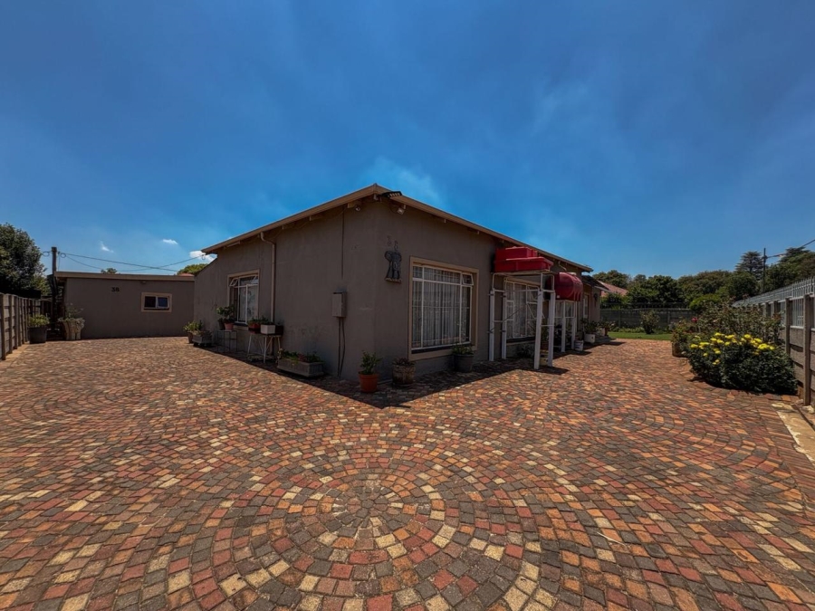 3 Bedroom Property for Sale in Brakpan Central Gauteng