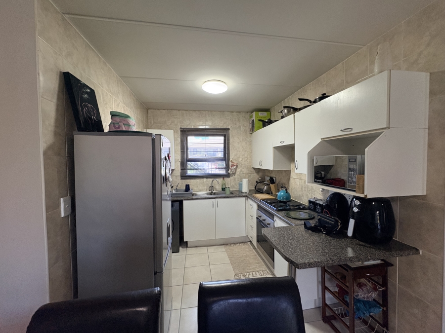 2 Bedroom Property for Sale in Parkrand Gauteng