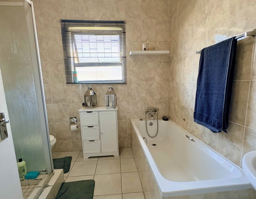 2 Bedroom Property for Sale in Parkrand Gauteng