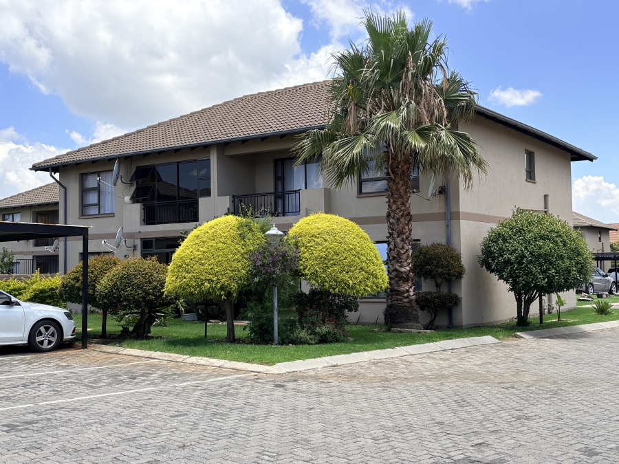 2 Bedroom Property for Sale in Parkrand Gauteng