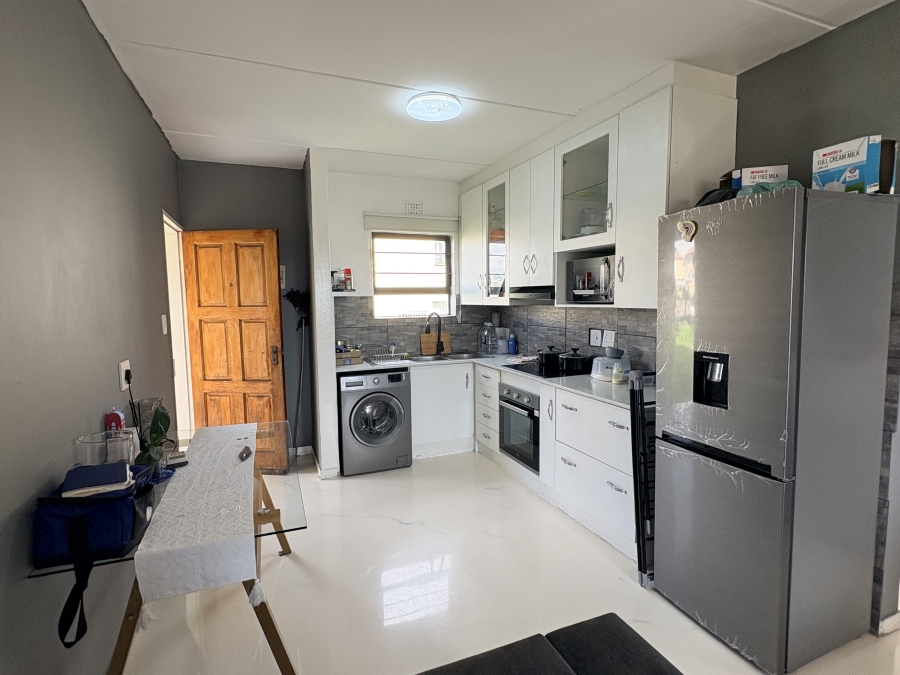 2 Bedroom Property for Sale in Parkrand Gauteng