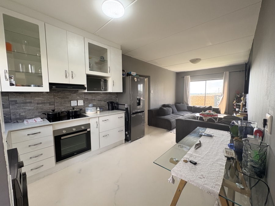 2 Bedroom Property for Sale in Parkrand Gauteng