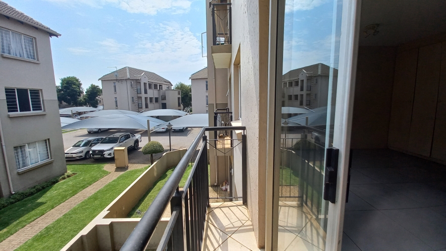 2 Bedroom Property for Sale in Klippoortje Gauteng