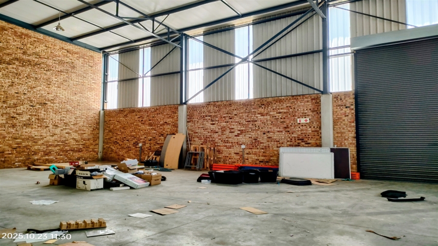 To Let commercial Property for Rent in North Riding Gauteng