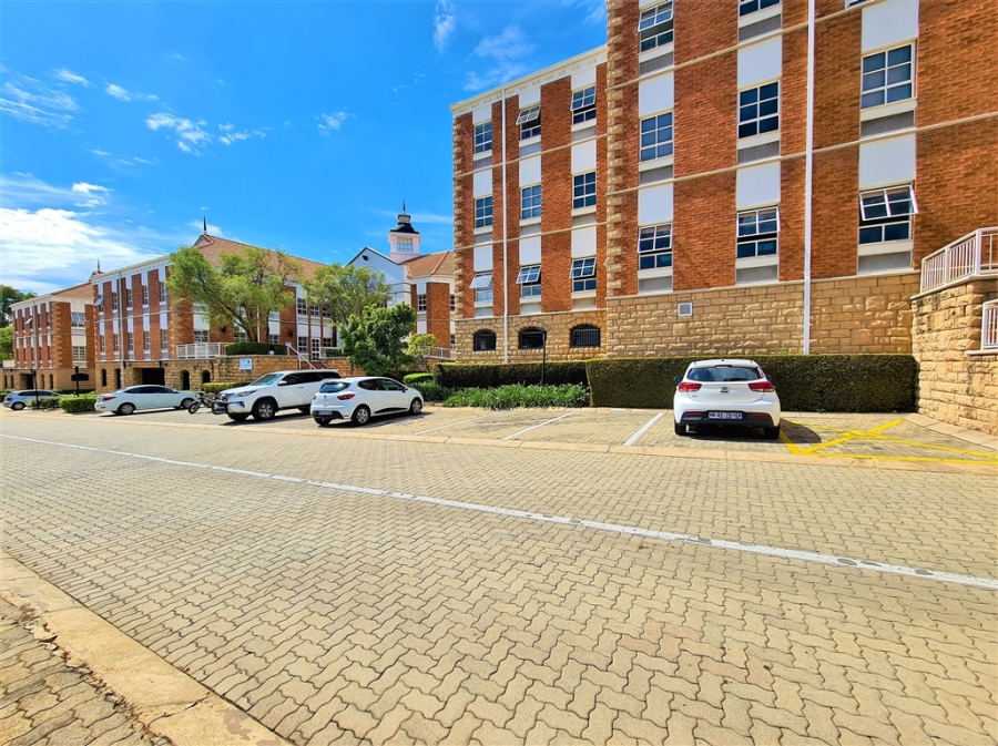 To Let commercial Property for Rent in Fourways Gauteng