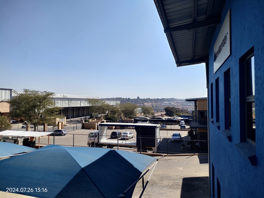 To Let commercial Property for Rent in North Riding Gauteng