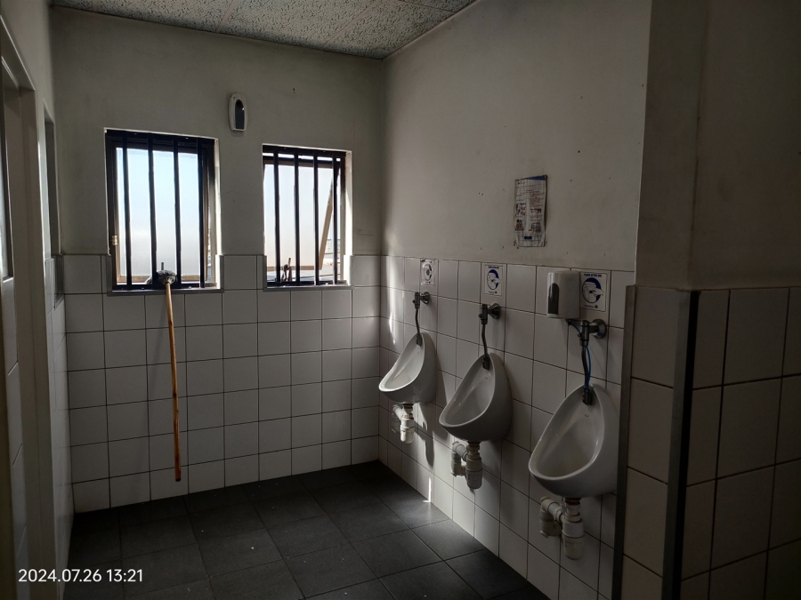 To Let commercial Property for Rent in North Riding Gauteng