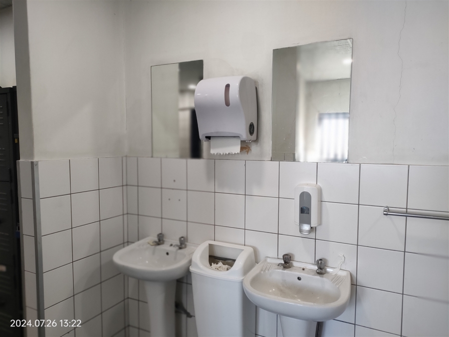 To Let commercial Property for Rent in North Riding Gauteng