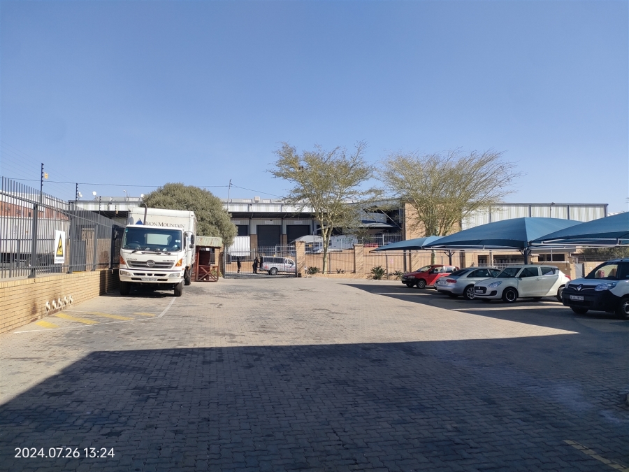 To Let commercial Property for Rent in North Riding Gauteng