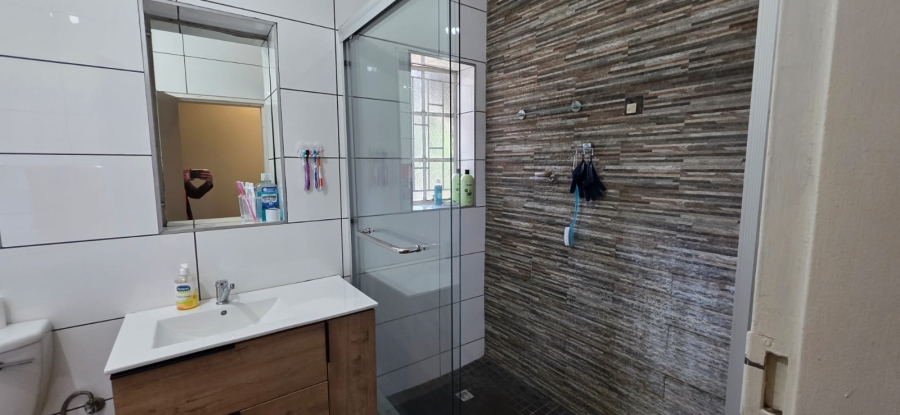 3 Bedroom Property for Sale in Vanderbijlpark SW 5 Gauteng